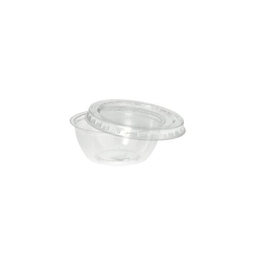 Ένα καθαρό, στρογγυλό 50ml Starpak PS Dressingschale με διαφανές καπάκι (Ø 6,7cm, Ύψος 2,7cm) είναι άδειο απεικονίζεται σε λευκό φόντο – ιδανικό για τη γαστρονομία, διαθέσιμο σε συσκευασίες των 100 τεμαχίων.