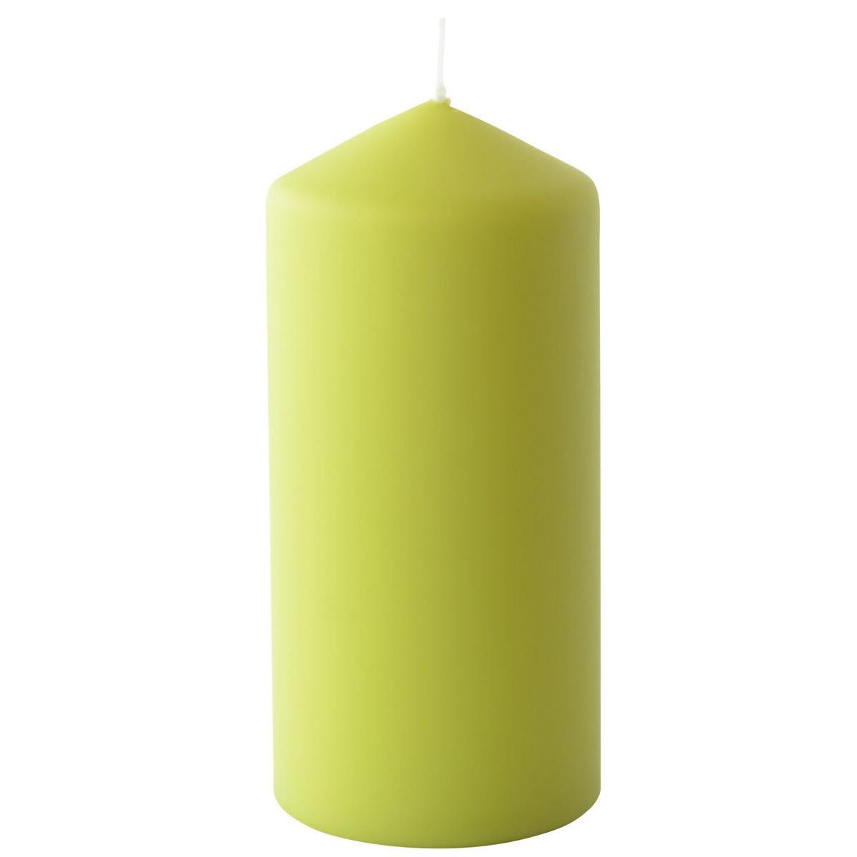 Ένα πράσινο κερί Duni GmbH (περίπου 50 ώρες, 150 x 70 mm) με λευκό φυτίλι στέκεται όρθιο μπροστά σε λευκό φόντο.