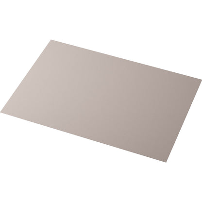 Ένα μόνο ανοιχτό καφέ σουπλά Evolin (30 x 43,5 cm) της Duni GmbH παρουσιάζεται ελαφρώς λοξά σε λευκό φόντο.
