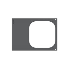 Die rechteckige, flache, dunkelgraue Kassette DF 10/DF20 für Brick Large (1-nutzig) der Duni GmbH hat einen großen, rechtsseitig abgerundeten quadratischen Ausschnitt und zwei kleine Ecklöcher; am linken Rand ist "199256" aufgedruckt. Die Packung enthält 1 Stück.