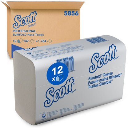 Ένα πακέτο Scott® SLIMFOLD χαρτοπετσέτες, διπλωμένες, λευκές, από την Kimberly-Clark GmbH (16 κλιπ x 110 φύλλα | κουτί), απεικονίζεται μπροστά από ένα κουτί "5856". Η συσκευασία δείχνει λεπτομέρειες στα Αγγλικά, Γαλλικά και Ισπανικά.