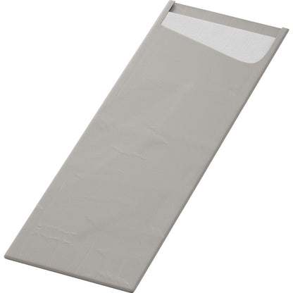 Η τσάντα SACCHETTO Bio D-Soft Slim της Duni GmbH είναι μια γκρι, ορθογώνια τσάντα με ανάγλυφη επιφάνεια και ανοιχτό άκρο, η οποία διαθέτει λευκή εσωτερική επένδυση. Παρουσιάζεται σε επίπεδη μορφή πάνω σε λευκό φόντο — ιδανική για ευαίσθητα ρούχα.
