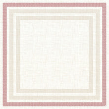 Die Dunicel Mitteldecke 84x84 cm Rigato bordeaux von Duni GmbH hat eine weiße Mitte, hellbeige und hellgraue Ränder und einen äußeren staubrosa Rand Rigato bordeaux 60116 auf einem strukturierten Hintergrund. Packung mit 100 Stück.