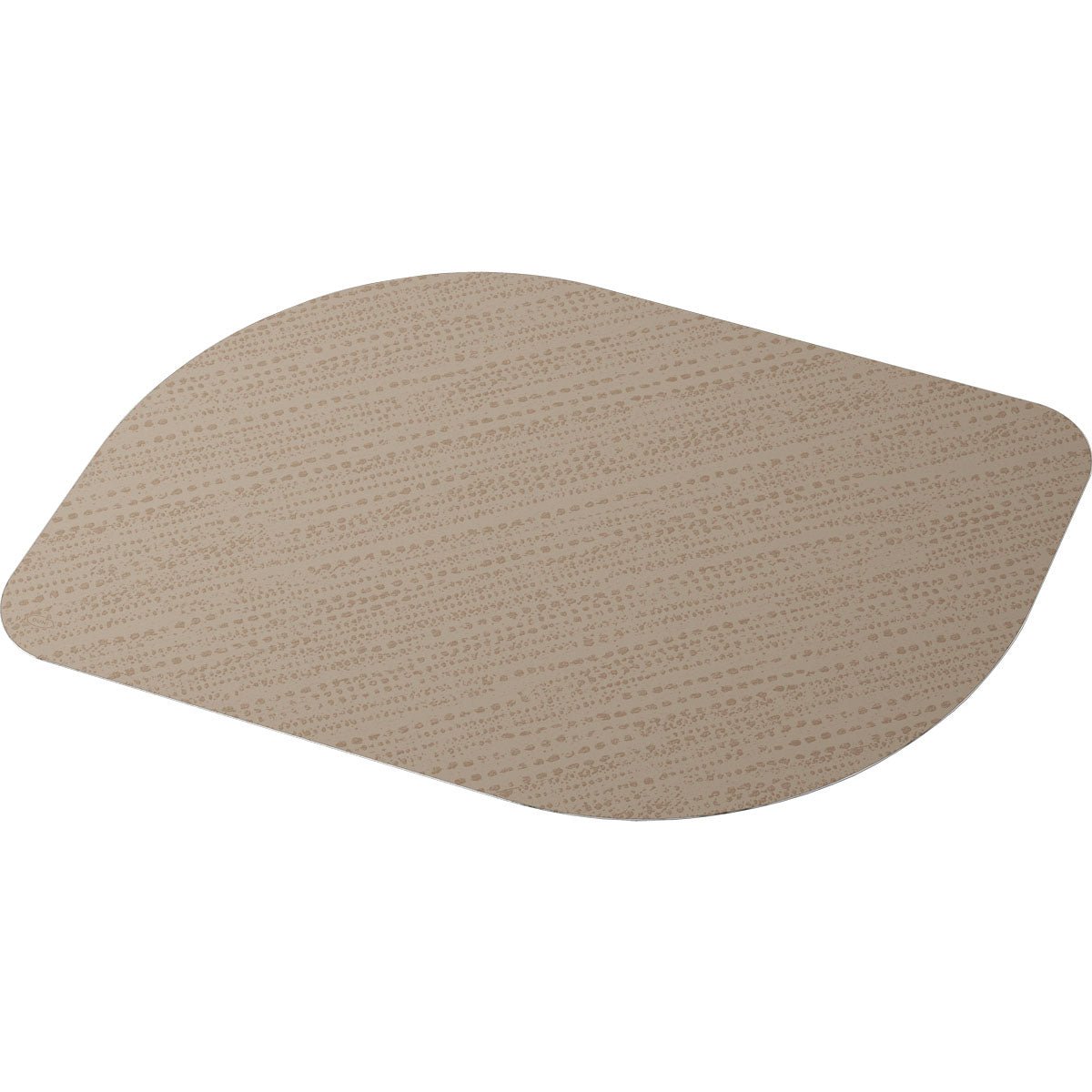 Ένα μεμονωμένο σετ Bio-Dunicel 28x38 cm σε χρώμα stucco greige από την Duni GmbH, με ακανόνιστο σχήμα με στρογγυλεμένες άκρες και σχέδιο με τελείες - ιδανικό για κομψά στρωμένα τραπέζια. Απεικονίζεται σε λευκό φόντο. Συσκευασία: 100 τεμάχια.