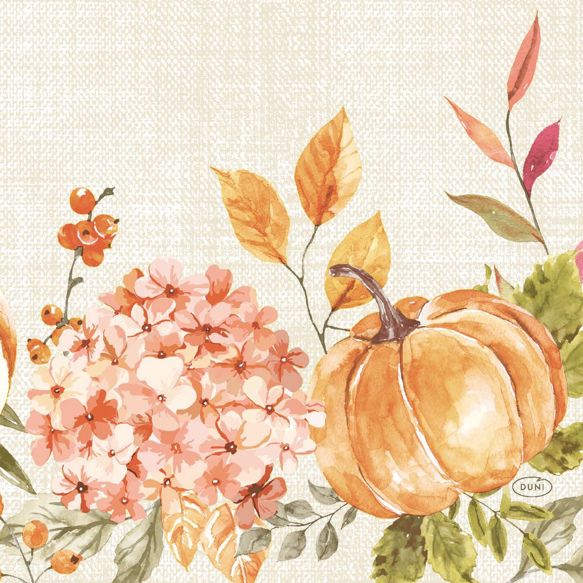 Οι χαρτοπετσέτες 33x33 3 στρώσεων 1/4 Spicy Pumpkin από την Duni GmbH δείχνουν μια ακουαρέλα από κολοκύθα μπαχαρικών, άνθη ορτανσίας, πορτοκαλί μούρα και φθινοπωρινά φύλλα - ιδανικό για φθινοπωρινό σχέδιο σε ζεστούς, γήινους τόνους. Συσκευασία (50 τεμάχια).