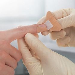 Leukoplast Elastic, σε μέτρα – σε χρήση