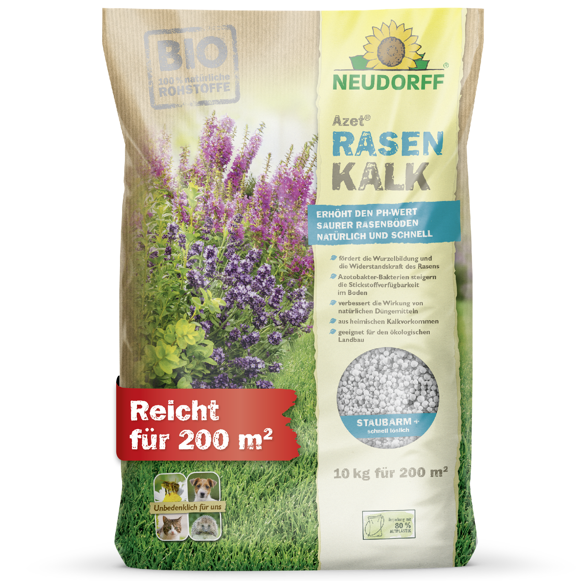 Azet RasenKalk von Neudorff Shop wird in einem 10-kg-Sack für 200 m² mit Blumen- und Grasbildern geliefert. Die Verpackung hebt die biologischen Inhaltsstoffe, die Sicherheit für Haustiere und die effektive Moosreduzierung für einen gesünderen Rasen hervor.