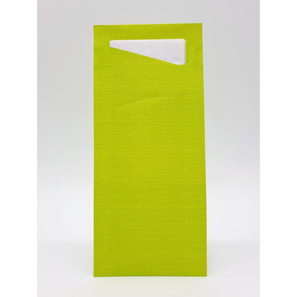 Ένα ανοιχτό πράσινο, ορθογώνιο Sacchetto Zelltuch 190 x 85 mm της Duni GmbH με δομημένη επιφάνεια, μερικώς ανοιχτό στην κορυφή, για να δείξει χαρτομάντιλα ή χαρτοπετσέτες μέσα. Το φόντο είναι μονόχρωμο λευκό. Ιδανικό για χαρτομάντιλα μιας χρήσης 190 x 85 mm.