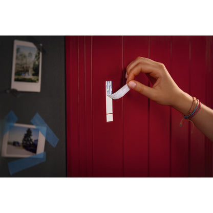 tesa Powerstrips Selbstklebende Haken, XL Eckig, weiß – Anwendung
