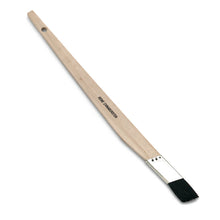 Το Nölle Profi Pinsel Schrägstrichzieher 3/4", μαύρη τρίχα, λευκοσίδηρος από την Nölle Profi Brush Bürsten- & Pinseltechnik e.K. είναι ένα επίπεδο πινέλο με ξύλινη λαβή (με τρύπα), μαύρες τρίχες και την εκτύπωση "FINE CHALKBRISTLE".