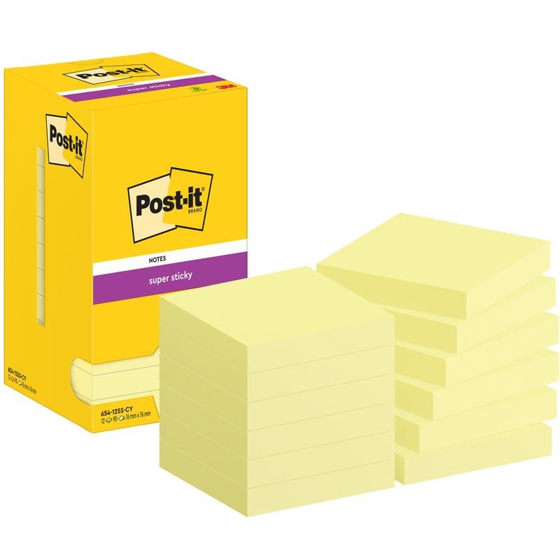 Ένα κίτρινο κουτί με την επιγραφή "Post-it® Super Sticky Notes, 76 mm x 76 mm, 90 φύλλα/μπλοκ" της 3M Deutschland GmbH εμφανίζεται δίπλα σε πολλαπλές στοίβες κίτρινων τετραγωνικών σημειώσεων σε δύο ομάδες.