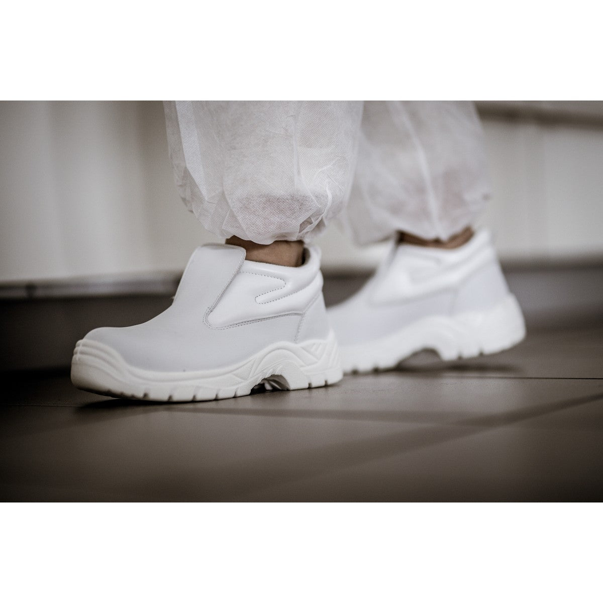 Παντόφλες ασφαλείας NITRAS CLEAN STEP MID SL, S2, λευκές
