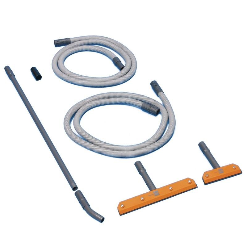 Το TASKI vertica Set από την Diversey Deutschland GmbH & Co. OHG, ένα σετ καθαρισμού για κάθετες γυάλινες επιφάνειες, περιλαμβάνει δύο γκρίζους σωλήνες, μεταλλικούς σωλήνες, ένα μαύρο ακροφύσιο και τρία εξαρτήματα δαπέδου - ιδανικό για αποτελέσματα χωρίς ραβδώσεις.