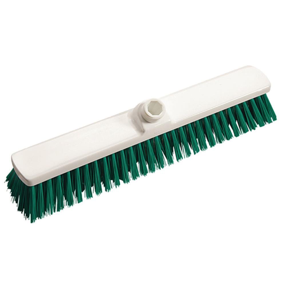 Η σκούπα αυλής 400x60x50 mm, μεσαίας σκληρότητας από την Diversey Deutschland GmbH & Co. OHG διαθέτει πράσινες μεσαίες σκληρές τρίχες και σε συνδυασμό με ένα κοντάρι είναι ιδανική για καθαρισμό εξωτερικών χώρων.