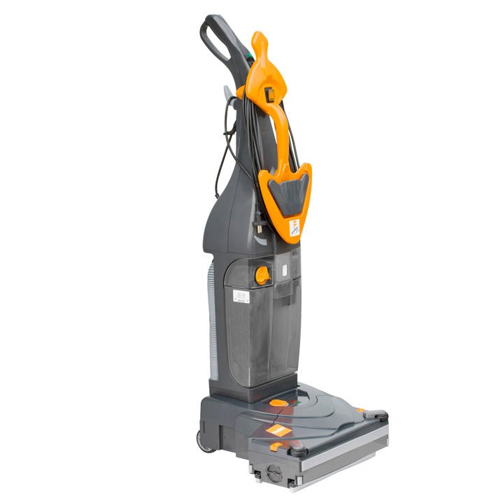 Η TASKI swingo 150 E της Diversey είναι μια συμπαγής, ενσύρματη μηχανή καθαρισμού με κυλινδρική βούρτσα και σετ πτερυγίων, ιδανική για μικρές ή δύσκολες περιοχές. Ο όρθιος σχεδιασμός της εξασφαλίζει αποτελεσματικό καθαρισμό διαφόρων επιφανειών δαπέδου. Η συσκευασία περιέχει 1 συσκευή.