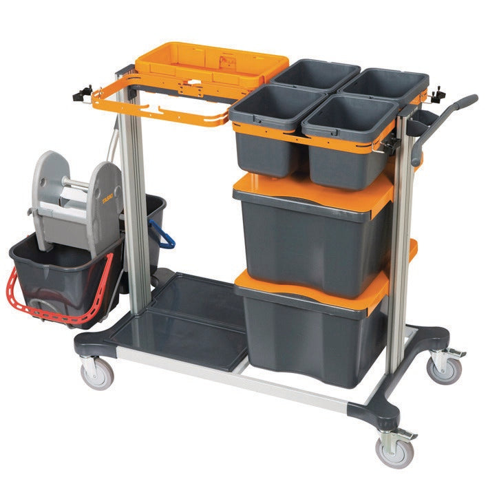 Το TASKI Midi Trolley Wet της Diversey Deutschland είναι ένα κορυφαίο σύστημα για τον επαγγελματικό υγρό καθαρισμό με καλύμματα σφουγγαρίστρας Flat και Kentucky, εξοπλισμένο με τέσσερις τροχούς, δοχεία με χρωματική κωδικοποίηση, καρότσι με εργαλεία και θήκες για οργανωμένη αποθήκευση.