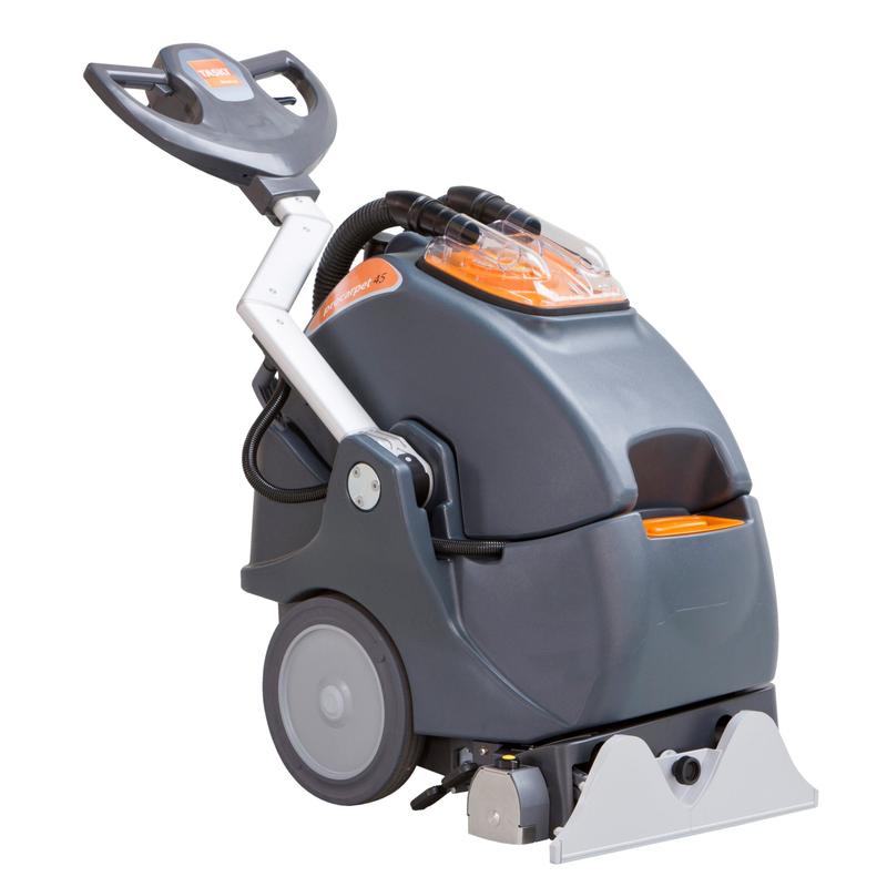 Η μηχανή εκχύλισης και κάψουλας ψεκασμού TASKI procarpet 45 της Diversey Deutschland GmbH & Co. OHG εντυπωσιάζει με το γκρι/πορτοκαλί σχεδιασμό, τους μεγάλους τροχούς, τη λαβή ώθησης, τους σωλήνες, το καπάκι δεξαμενής με διαφανές κάλυμμα και το ευρύ ακροφύσιο καθαρισμού μπροστά.