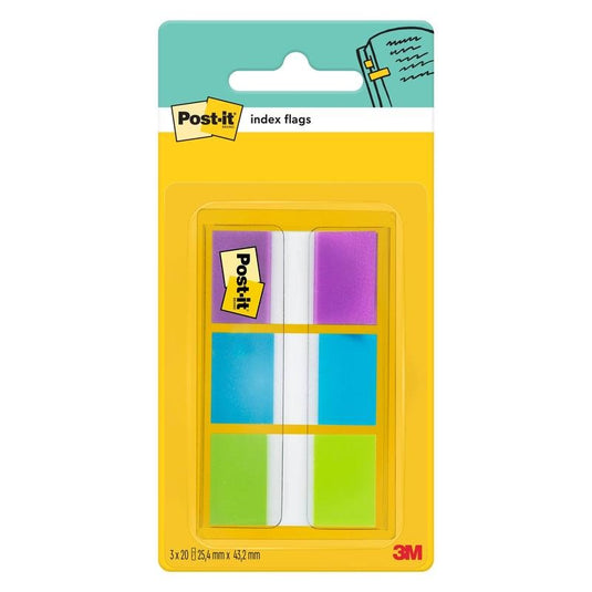 Μια συσκευασία αυτοκόλλητων ταινιών 3M Post-it® Index, τυπικού μεγέθους (25,4 mm x 43,2 mm), με 60 αυτοκόλλητες ταινίες σε διάφορα χρώματα σε διανομέα. Ιδανικές για την ταξινόμηση εγγράφων· με το λογότυπο Post-it® και της 3M Deutschland GmbH στη συσκευασία.