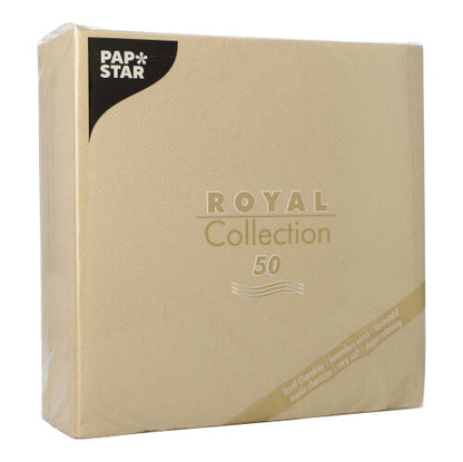 Ένα πακέτο σε χρώμα άμμου PAPSTAR GmbH 50 πετσέτες "ROYAL Collection" 1/4-δίπλωμα (40 x 40 cm) με κυρίως απλή συσκευασία με χρυσά και λευκά γράμματα και ένα μαύρο λογότυπο στην επάνω αριστερή γωνία.