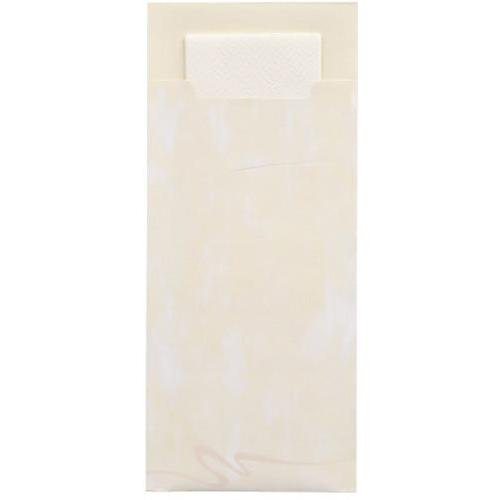 Μια κρεμ PAPSTAR GmbH 520 θήκη μαχαιροπίρουνων (20x8,5cm, 2-στρώσεων) με ορθογώνιο καπάκι είναι εν μέρει ανοιγμένη και αποκαλύπτει την θέα σε μια αντίστοιχη πετσέτα στο εσωτερικό; η λεία επιφάνεια έχει διακριτικές χρωματικές παραλλαγές.