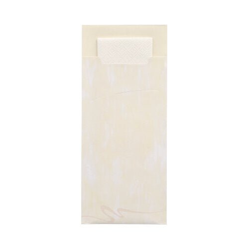 Μια κρεμ PAPSTAR 520 θήκη μαχαιροπίρουνων (20 cm x 8,5 cm, 2-στρώσεων) της PAPSTAR GmbH στέκεται όρθια, το δομημένο καπάκι είναι εν μέρει ανοιγμένο και αποκαλύπτει την θέα στην αντίστοιχη πετσέτα. Το υπόβαθρο είναι απλό λευκό.