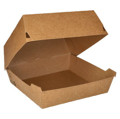 Die abgebildete, geöffnete PAPSTAR Burgerbox aus brauner Pappe (9x18,5x18,5 cm) ist leer und besteht aus ungebleichtem Kraftpapier. Verpackungseinheit: 25 Stück, "100% Fair", hergestellt von PAPSTAR GmbH.