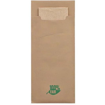 Μια καφέ PAPSTAR 520 θήκη μαχαιροπήρουνων (20 x 8,5 cm) από υλικό δύο στρώσεων με αντίστοιχη χαρτοπετσέτα και πράσινη ετικέτα "100% FAIR" στη βάση. Ιδανικό για μαχαιροπήρουνα, από την PAPSTAR GmbH.