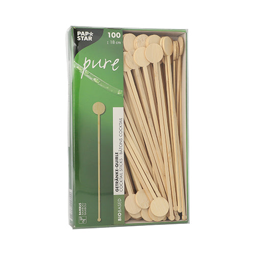 Ένα κουτί με 100 PAPSTAR GmbH «pure» αναδευτήρες ποτών από μπαμπού, βιοδιασπώμενοι, με στρογγυλά επίπεδα άκρα, μερικώς ορατοί μέσω παραθύρου σε πράσινη και λευκή συσκευασία PAPSTAR Pure.