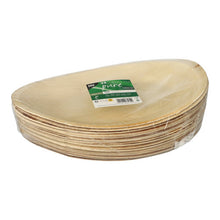 Μια στοίβα από PAPSTAR 25 πιάτα, φοίνικα "pure" της PAPSTAR GmbH - οβάλ, φιλικά προς το περιβάλλον, βιοδιασπώμενα και σε καθαρή πλαστική συσκευασία με πράσινη-λευκή ετικέτα.