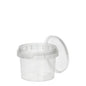 Ένα διαφανές, στρογγυλό δοχείο Starpak 48 delicatessen PP (120 ml, Ø 6,9 cm × 5,1 cm) με καπάκι και αυθεντική σφραγίδα είναι ανοιχτό μπροστά από ένα απλό λευκό φόντο.