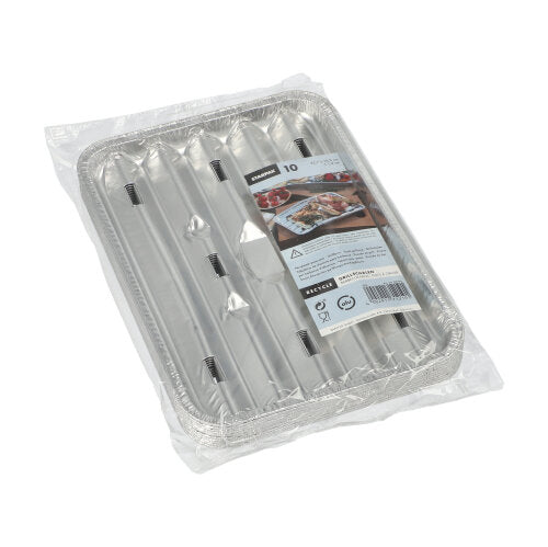 Eine Packung mit 10 Starpak-Grillschalen (Aluminium, rechteckig, 1,4 x 16,3 x 22,7 cm), versiegelt in durchsichtigem Kunststoff mit einem oberen Etikett mit Produktinformationen und Lebensmittelbildern.