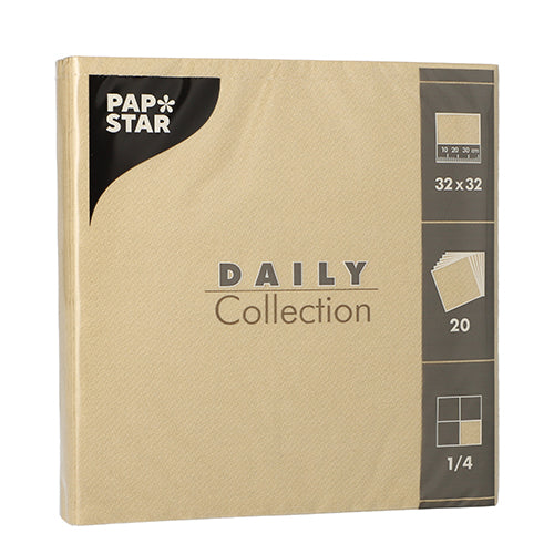 Eine beige Packung mit 20 Servietten der PAPSTAR GmbH „DAILY Collection“ im 1/4-Falz, 32x32 cm – perfekt für eine stilvolle Tischdekoration. Produktdetails sind übersichtlich auf der Verpackung aufgedruckt.