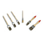 Abgebildet sind sechs Bürsten der Nölle Profi Brush Bürsten- & Pinseltechnik e.K.: Das 6-teilige Pinsel-Set enthält vier Ringpinsel (runde Köpfe) und zwei Flachpinsel (flache, abgewinkelte Borsten) in den Größen 02-1,5", alle mit Holzgriff.