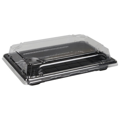 Η Abena Re-Seller GmbH Sushi-to-go Kombi-Pack είναι ένα μαύρο, ορθογώνιο πλαστικό μπολ με διαφανές καπάκι, ιδανικό για τη συσκευασία και παρουσίαση φρέσκου σούσι ή άλλων τροφίμων για φαγητό στο δρόμο.