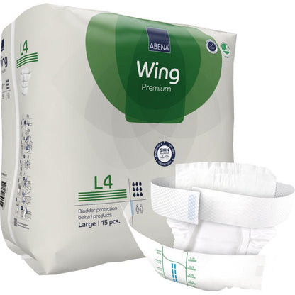 Ένα πακέτο 15 τεμαχίων Abena Re-Seller GmbH ABENA Wing Premium πάνες ενηλίκων, μέγεθος «L4» (μεγάλο). Μια πάνα εμφανίζεται έξω από το πακέτο, δείχνει το σχεδιασμό της, τους κλεισίματα και προσφέρει προστασία και άνεση.