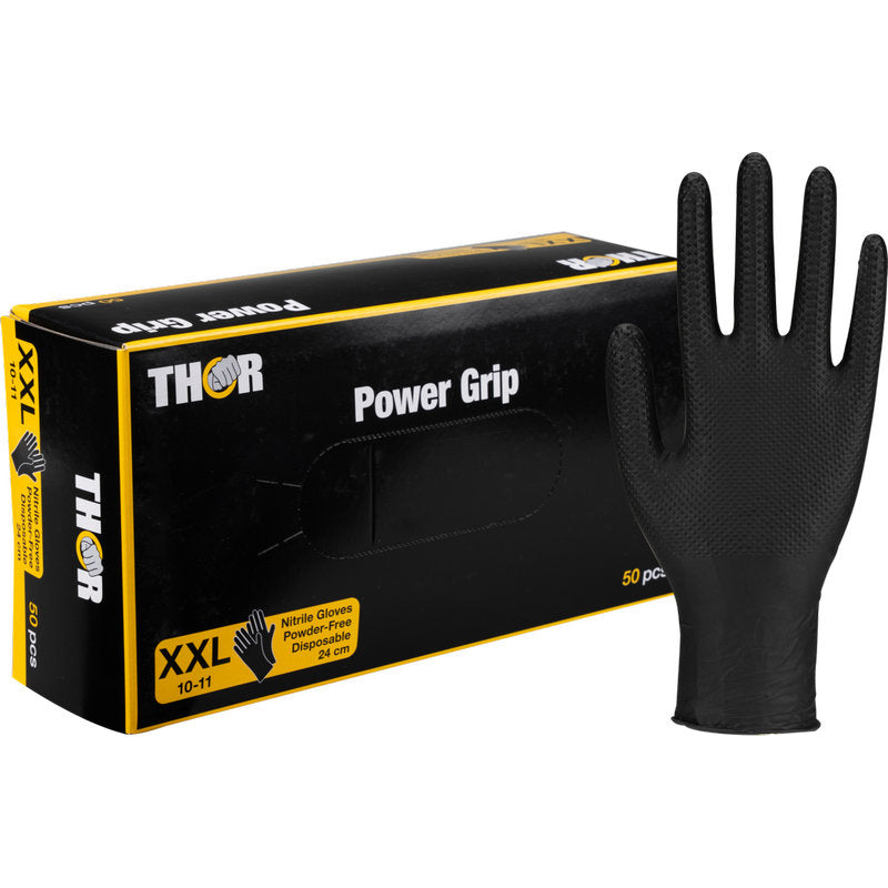 Ένα μαύρο κουτί με την επιγραφή "Thor Power Grip, Schwarz" της Abena Re-Seller GmbH σε μέγεθος XXL περιέχει 50 μαύρα γάντια νιτριλίου για προπόνηση δύναμης ή άρση βαρών. Ένα γάντι στέκεται όρθιο δίπλα στο κουτί.