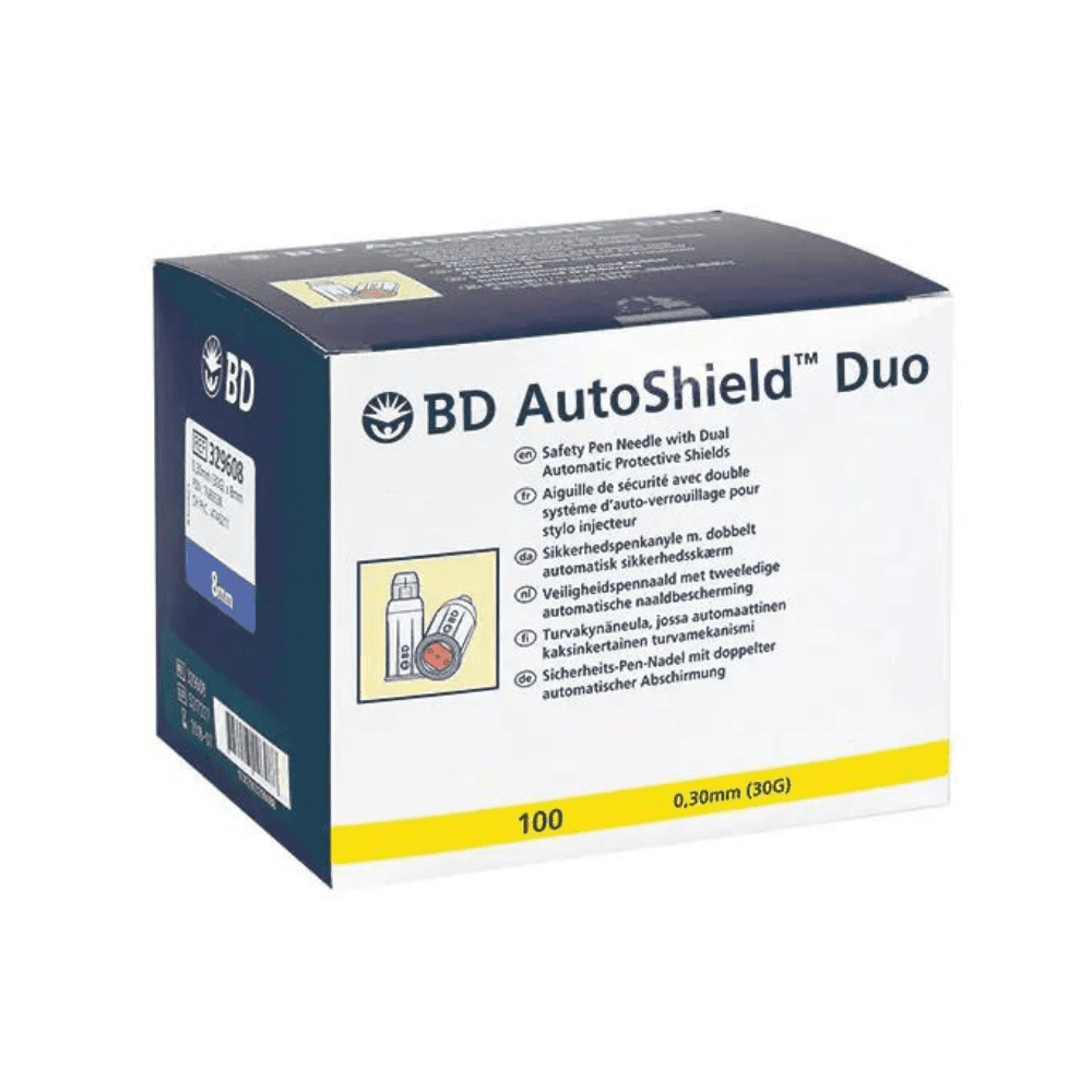 Μια συσκευασία BD AutoShield Duo ασφαλών βελόνων πένας - 100 τεμάχια από την Servoprax GmbH σε μεγέθη 8mm και 0,30mm (30G) είναι ιδανική για τη θεραπεία του διαβήτη. Η κυρίως μπλε-λευκή συσκευασία είναι πολυγλωσσική και φέρει στο μπροστινό μέρος μια εικόνα της βελόνας για την αποφυγή τραυματισμών από τσιμπήματα, συνολικά περιλαμβάνονται 100 βελόνες.