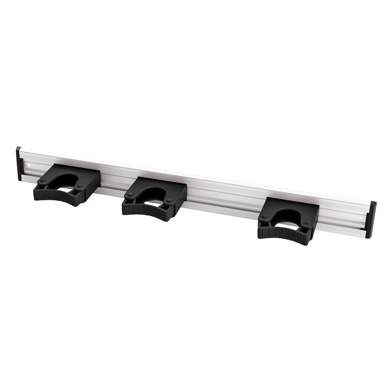Η Haug Bürsten KG ALU-GERÄTELEISTE, 3 ΘΗΚΕΣ ΣΤΥΛΕΩΝ, 510x55mm είναι ένας τοίχου τοποθετημένος οργανωτής με τρεις μαύρες θήκες από πλαστικό για την πρακτική αποθήκευση εργαλείων ή εξοπλισμού.