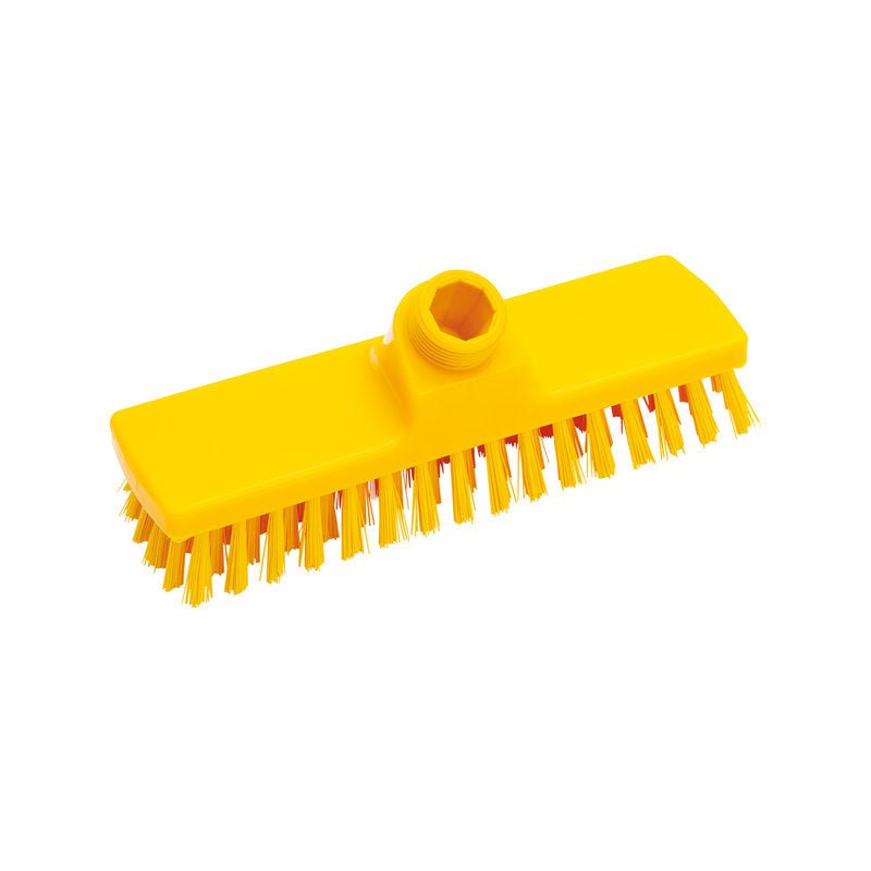 Η ΣΚΟΥΠΑ, ø 0,50MM ΣΚΛΗΡΟ 225X60X26MM από Haug Bürsten KG είναι μια κίτρινη ορθογώνια κεφαλή σκούπας με σκληρές τρίχες και κεντρική υποδοχή κονταριού - ιδανική για καθαρισμό, απομονωμένη σε λευκό φόντο.
