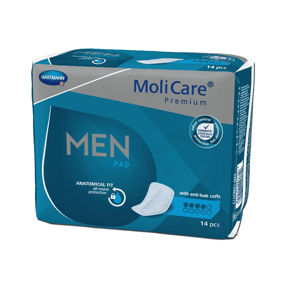Ένα πακέτο Hartmann MoliCare® Premium MEN PAD Einlage - 14 τεμάχια, περιέχει 14 τεμάχια. Το κουτί είναι μπλε και λευκό και τονίζει την ανατομική προστασία εφαρμογής με ενισχυμένα αντιδιαρροϊκά περιβραχιόνια για βελτιστοποιημένη προστασία από την ακράτεια.