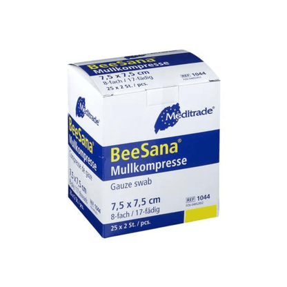 Ένα κουτί Meditrade BeeSana® Mullkompresse, απλά αποστειρωμένα, 8-πλά Mulltupfer της Meditrade GmbH, μέγεθος 7,5 x 7,5 cm, με μπλε-λευκή συσκευασία με κείμενο σε