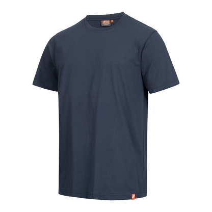 Το NITRAS MOTION TEX LIGHT T-Shirt της AS Arbeitsschutz GmbH είναι ένα απλό, μπλε ναυτικό κοντομάνικο τοπ από μαλακό βαμβάκι με στρογγυλή λαιμόκοψη. Είναι πιστοποιημένο από OEKO-TEX και διαθέτει μια μικρή πορτοκαλί ετικέτα στο κάτω αριστερό στρίφωμα για επιπλέον στυλ και άνεση. Το προϊόν εμφανίζεται μπροστά σε λευκό φόντο.