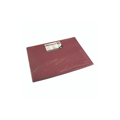 Das rechteckige kastanienbraune Papiertischset der PAPSTAR GmbH ist 30 x 40 cm groß und wird in einer Kunststoffverpackung mit einem weiß-schwarzen Etikett geliefert.