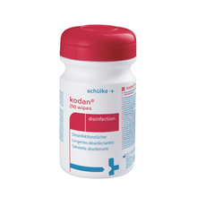 Ένα δοχείο Schülke kodan® (N) Wipes απολύμανσης επιφανειών από την Schülke & Mayr GmbH με κόκκινο καπάκι. Η ετικέτα περιέχει πολυγλωσσικό κείμενο και ένα μπλε σύμβολο σταυρού που υποδηλώνει ιατρική χρήση.