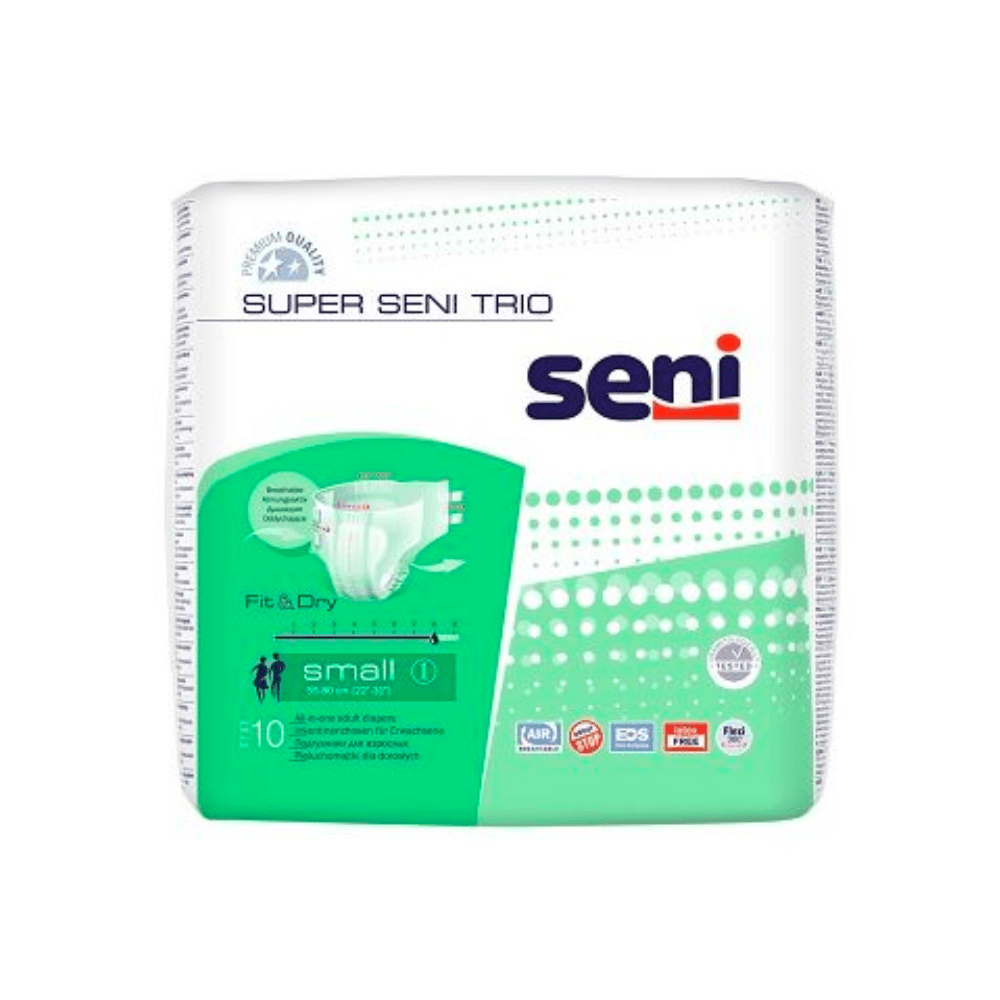 Ένα πακέτο με Super Seni Trio πάνες ακράτειας σε μέγεθος Small από την TZMO Deutschland GmbH. Το πακέτο είναι λευκό με πράσινες πινελιές και παρουσιάζει τα χαρακτηριστικά του προϊόντος, συμπεριλαμβανομένου του συστήματος Fit&Dry και των προδιαγραφών αναπνοής.