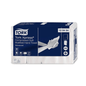 Συσκευασία με Tork Xpress® 120454 Συμπιεσμένες Μαλακές Πολυδιπλωμένες Χαρτοπετσέτες. Η συσκευασία είναι σχεδιασμένη σε μπλε-λευκό και δείχνει εικόνες που επιδεικνύουν τη χρήση των χαρτοπετσετών και έτσι τονίζουν τη βιωσιμότητα. Ο κωδικός προϊόντος 12 04 54 είναι ευδιάκριτος. Μάρκα: TORK - Essity Professional Hygiene Germany GmbH.
