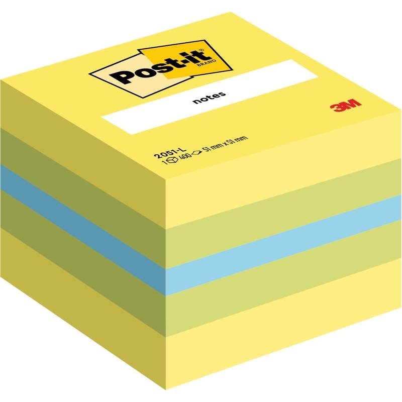 Μια στοίβα Post-it® Notes Mini Würfel, 51 mm x 51 mm, 400 φύλλα/μπλοκ από την 3M Deutschland GmbH, κυρίως κίτρινα με δύο μπλε φύλλα στη μέση. Η ετικέτα στην κορυφή δείχνει τα λογότυπα και τις πληροφορίες προϊόντος.