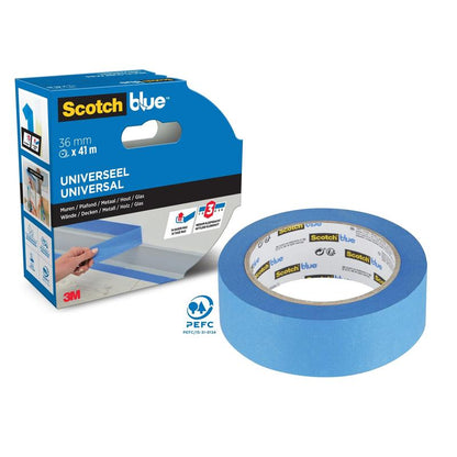 Ένας ρόλος ταινίας κάλυψης ζωγράφων ScotchBlue™ "Multi-Surface" από την 3M Deutschland GmbH απεικονίζεται σε μπλε-μαύρη συσκευασία με το λογότυπο της 3M, πλάτος ταινίας 36 mm και ένδειξη καταλληλότητας για πολλές επιφάνειες.