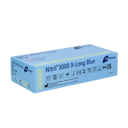 Ένα κουτί Meditrade Nitril® 3000 X-Long 100 τεμ. Νιτριλίου γάντια επιμήκη, μπλε επιμήκη γάντια νιτριλίου σε μεγάλο μέγεθος. Η συσκευασία είναι μπλε και λευκή, επισημασμένη με διάφορες πιστοποιήσεις όπως CE.